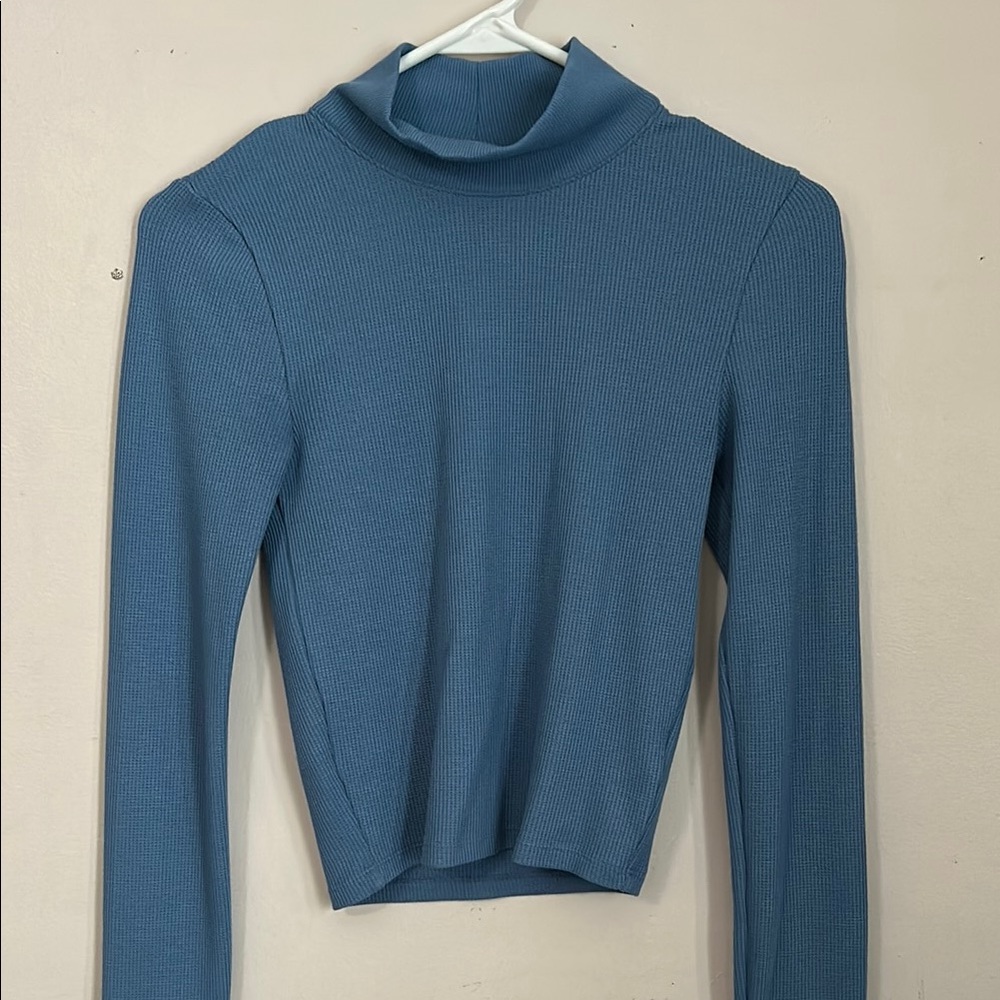 NWOT American Eagle Outfitters Blue Turtleneck Sweater